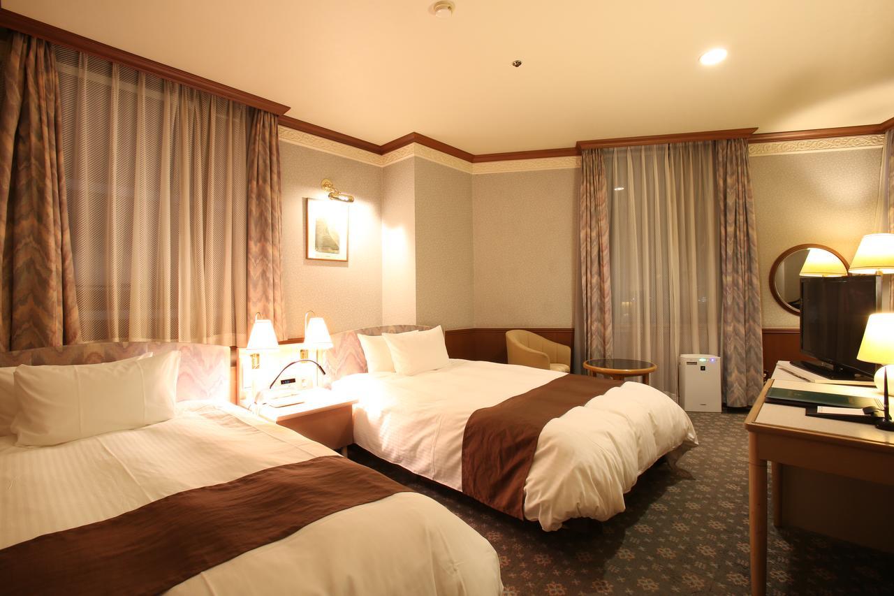 Hotel Sunlife Garden Hiratsuka Exterior foto